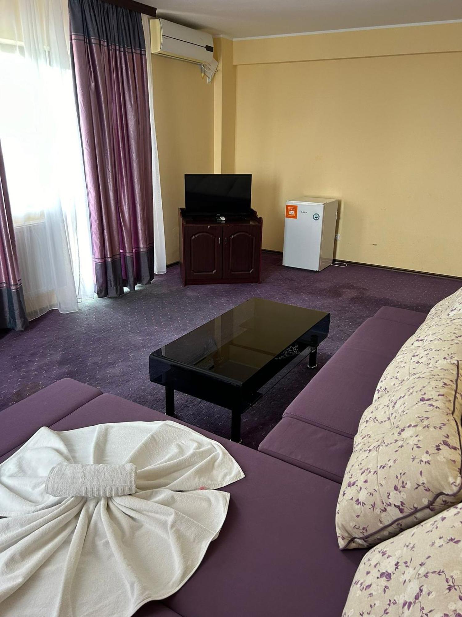 Orient Mamaia Nord Hotel Năvodari Екстериор снимка