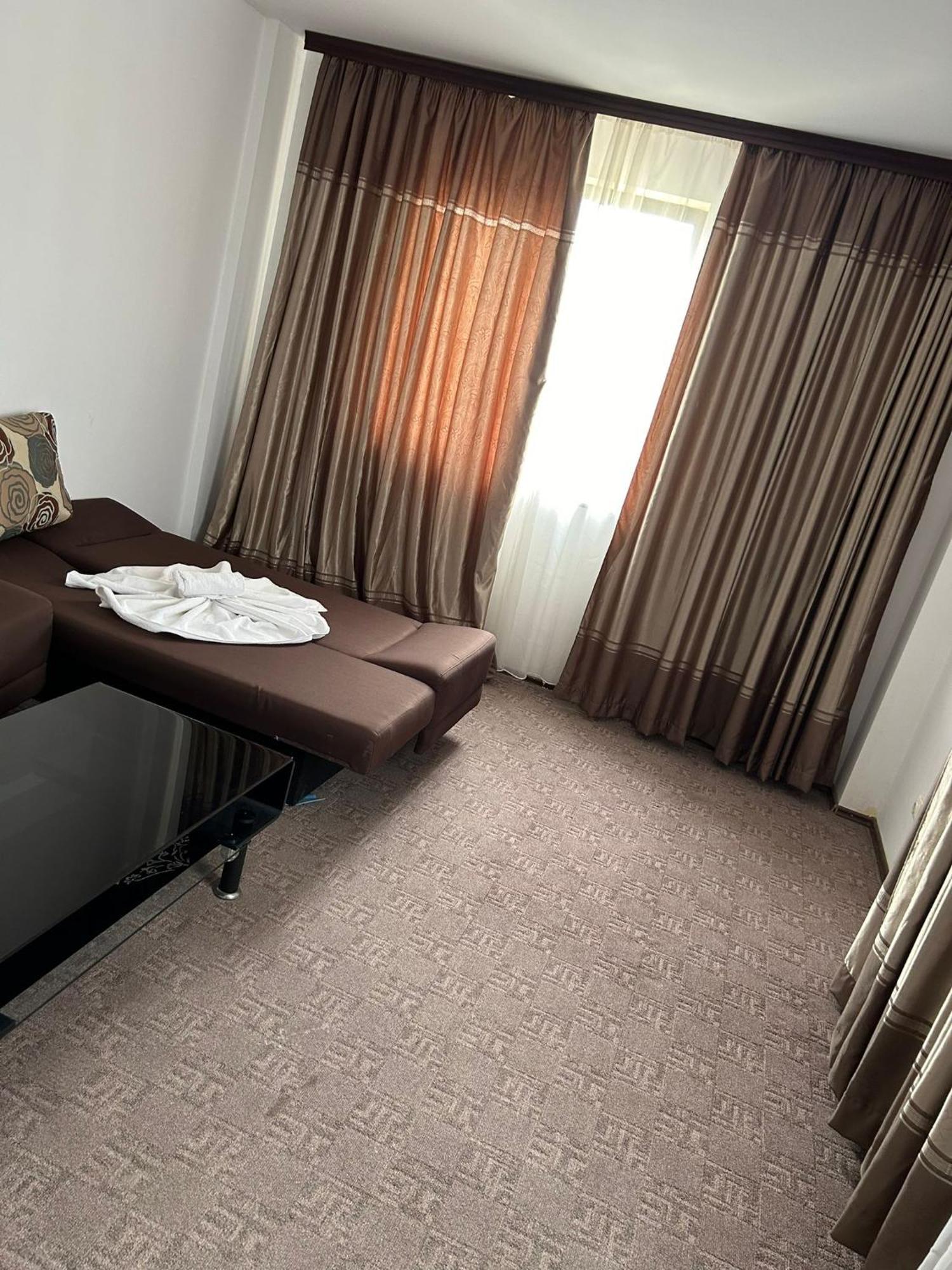 Orient Mamaia Nord Hotel Năvodari Екстериор снимка