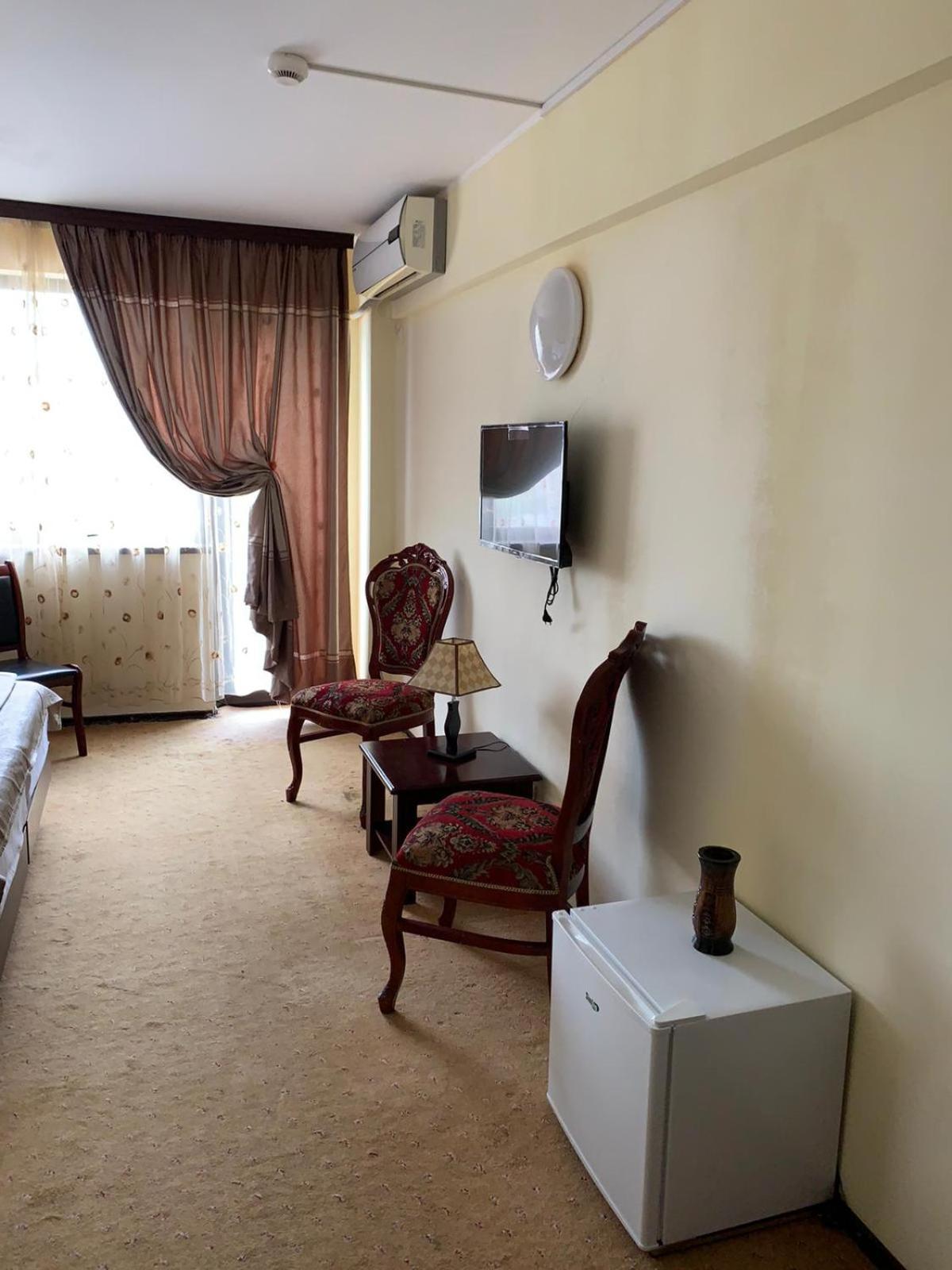 Orient Mamaia Nord Hotel Năvodari Екстериор снимка